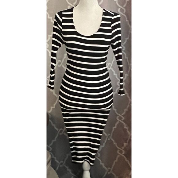Torrid Body Con Black and White Stripe Dress Size 0 - Picture 1 of 8